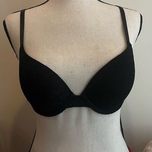 Victorias Secret PINK Wear Everywhere Push-Up Bra🖤.